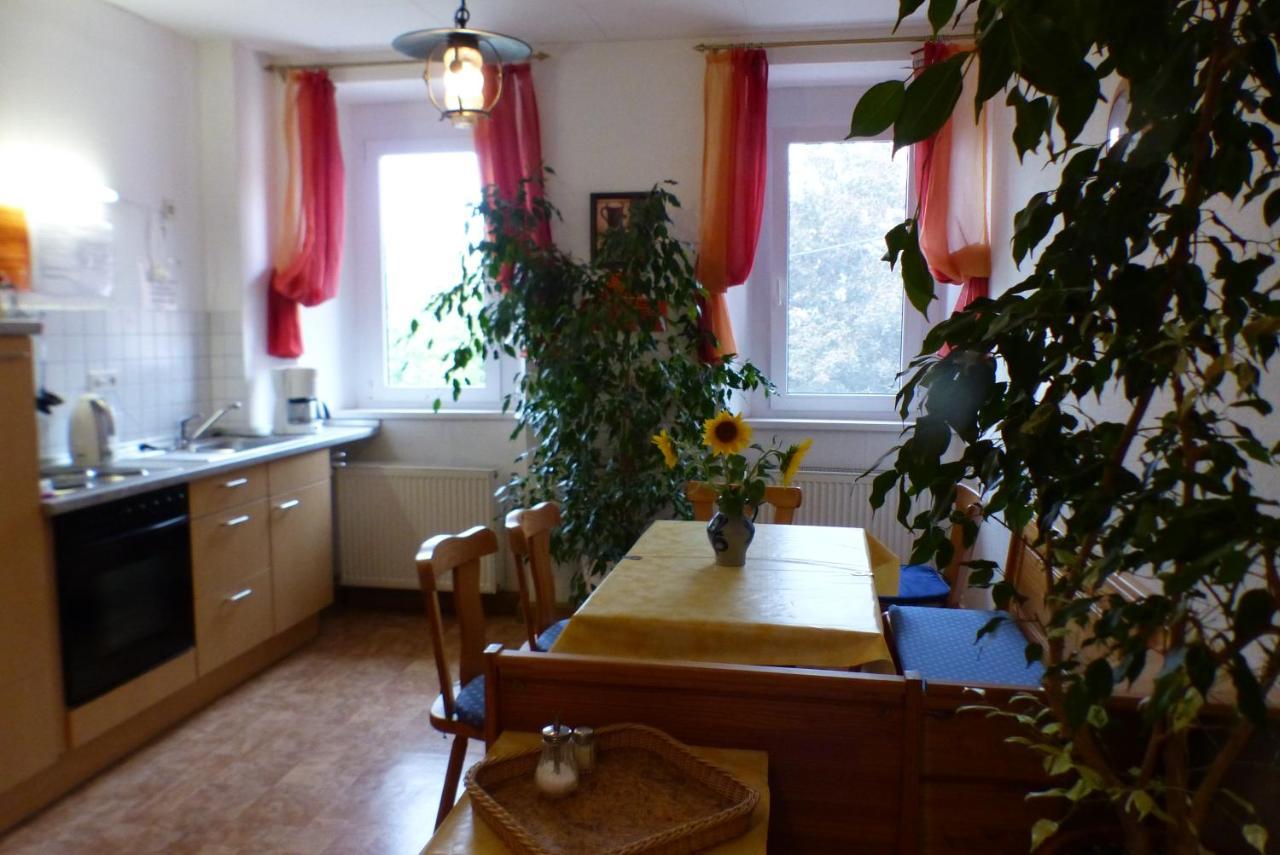 Pension Schreckhof Мосбах Екстериор снимка
