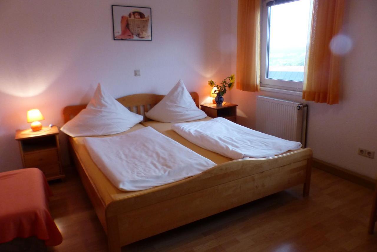 Pension Schreckhof Мосбах Екстериор снимка